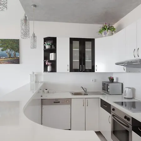 Ela Apartman Makarska