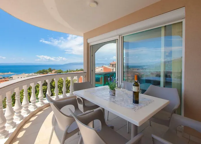 Ela 아파트 마카르스카